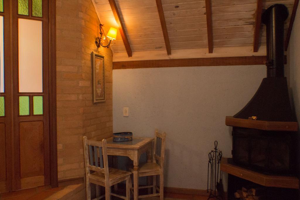 Santo Antônio do Pinhal Pousada Villa Rhustica المظهر الخارجي الصورة